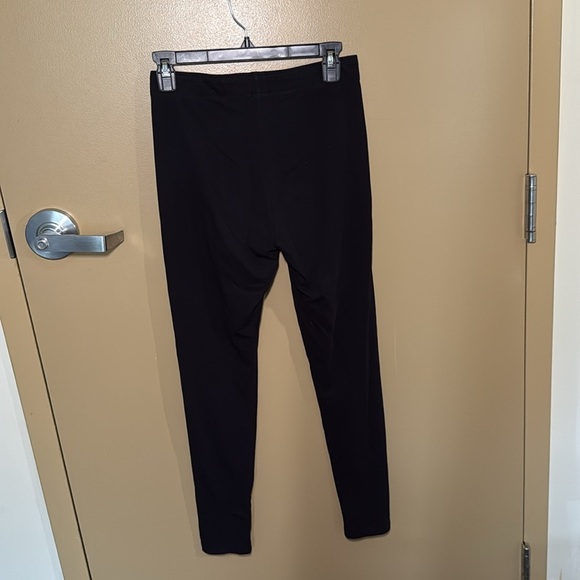 HIGH RISE LEGGINGS - Picture 2 of 4